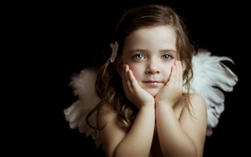 사랑스러운 작은 천사 소녀 HD 배경 화면