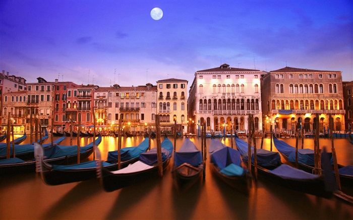 베네치아 밤, 배, 집, 강, 조명, 달 배경 화면 그림