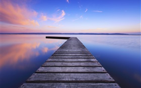 목조 다리, 호수, 새벽, 푸른 하늘 HD 배경 화면