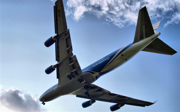보잉 747 항공기 비행, 하단보기 배경 화면 그림
