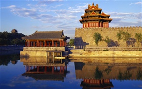 로얄 가든, 호수, 중국