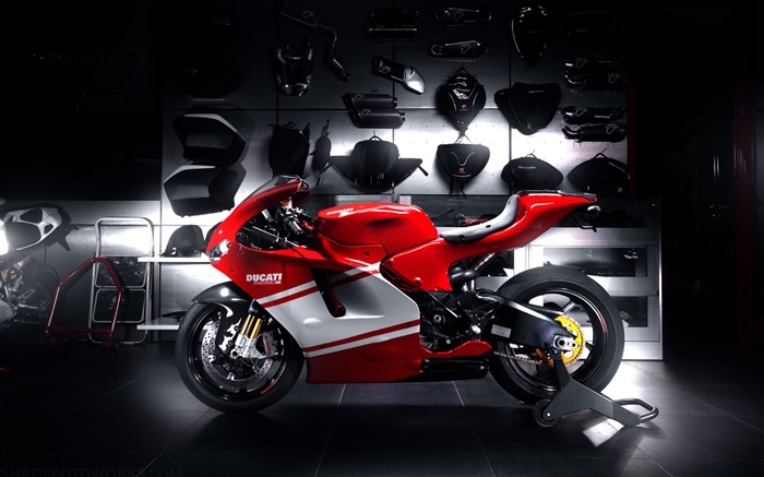 두카티 빨간색 오토바이 배경 화면 그림
