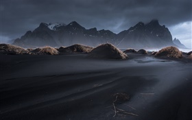 아이슬란드, Vestrahorn, 검은 모래, 황혼, 잔디, 산, 구름 HD 배경 화면