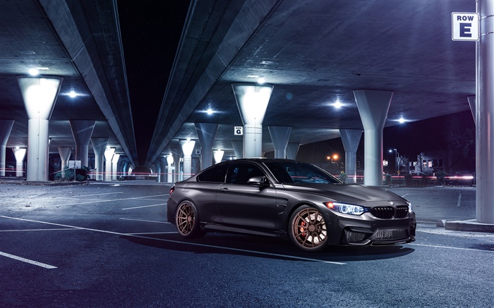 밤, 주차장, 조명에서 BMW M4 회색 자동차 배경 화면 그림
