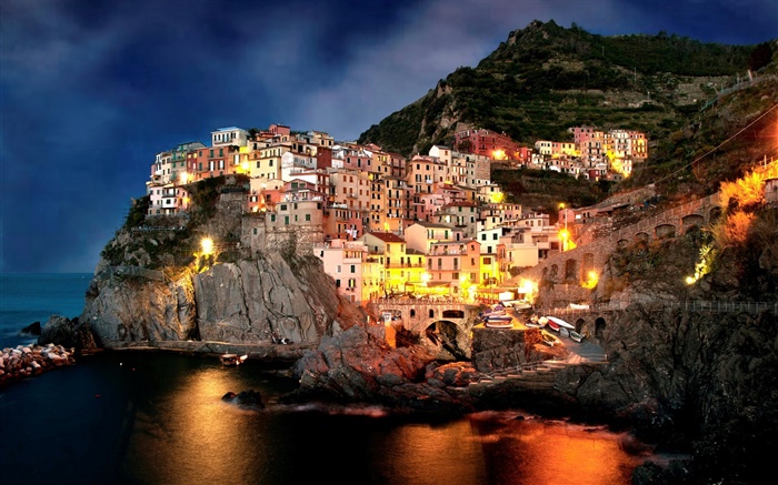 아말피, 이탈리아, 밤, 해안, 도시, 바위, 집, 조명, 보트 배경 화면 그림