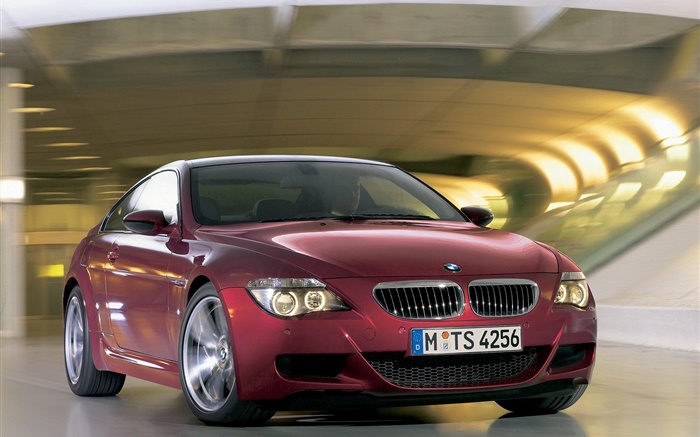 BMW M6 빨간 자동차 전면보기 배경 화면 그림
