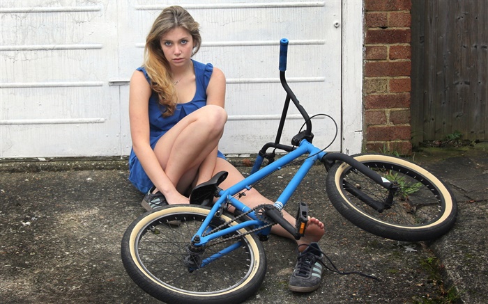 블루 드레스 소녀, 자전거 배경 화면 그림