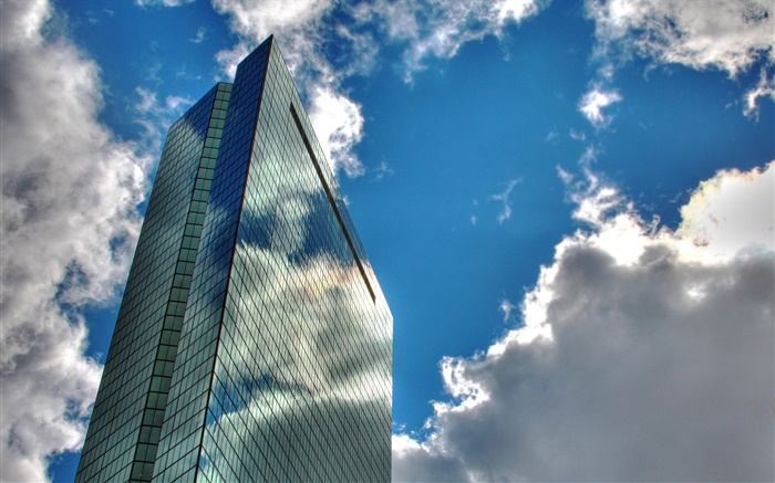 고층 빌딩, 구름, 푸른 하늘 배경 화면 그림