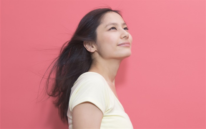 아시아 소녀 미소, 핑크 배경 배경 화면 그림