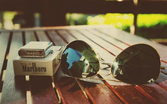 아직도 인생, 라이터, 담배, 선글라스 배경 화면 그림