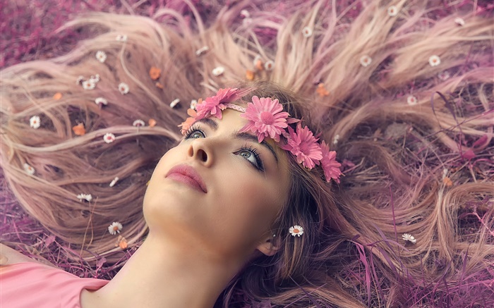 여자는 땅, 입술, 화환, 꽃, 긴 머리 거짓말 배경 화면 그림