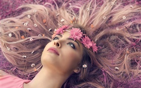 여자는 땅, 입술, 화환, 꽃, 긴 머리 거짓말