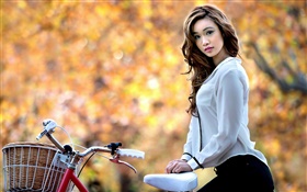 가을에 아시아 소녀와 자전거 HD 배경 화면