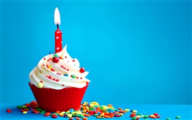 생일 케이크, 크림, 촛불, 불꽃, 파란색 배경 HD 배경 화면